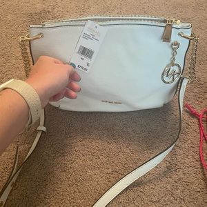 Michael Kors Crossbody Messenger bag in Optic White Pebble Leather NWT